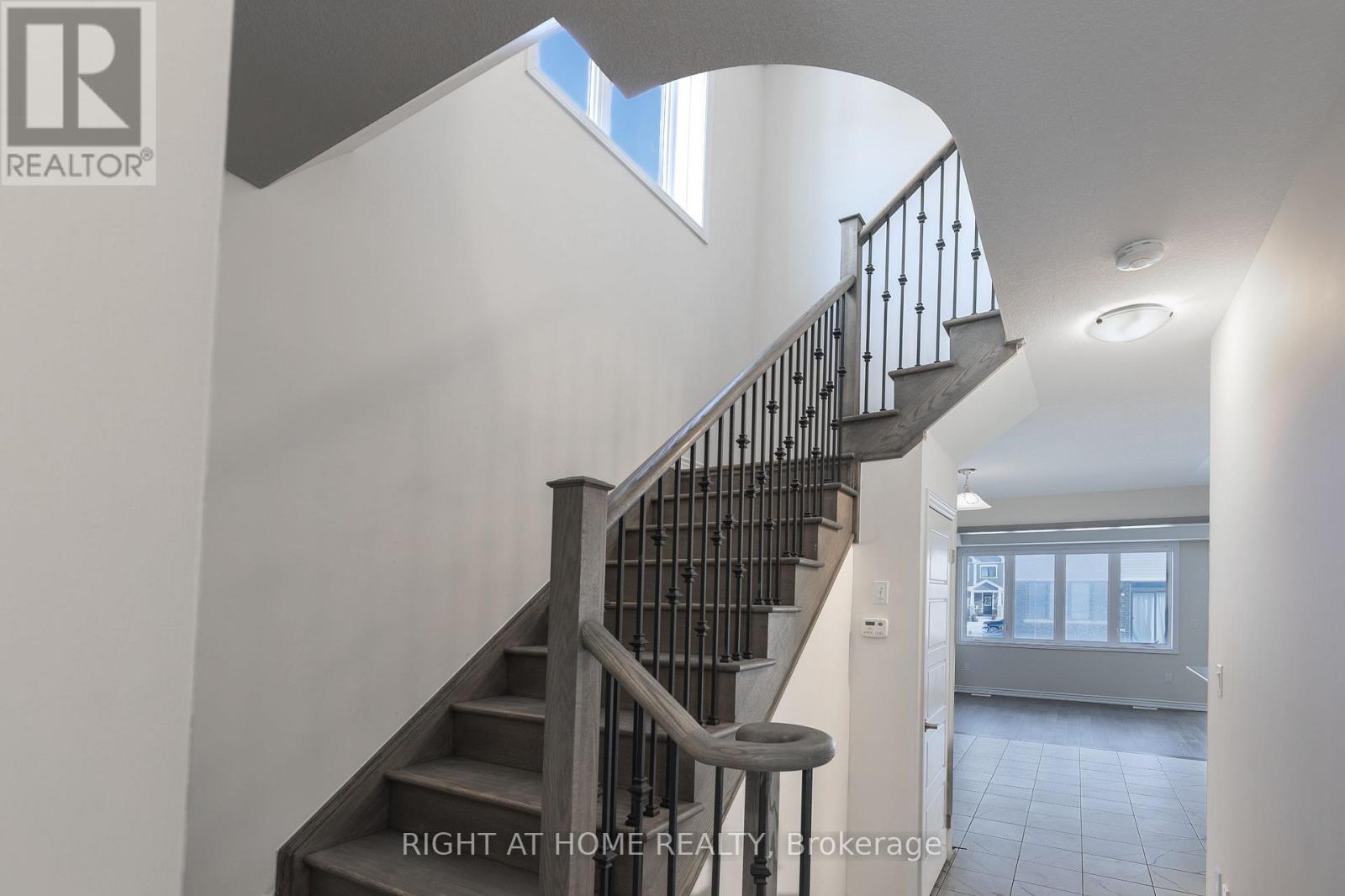 60 Concord Drive, Thorold, Ontario  L2V 0K9 - Photo 8 - X12738106