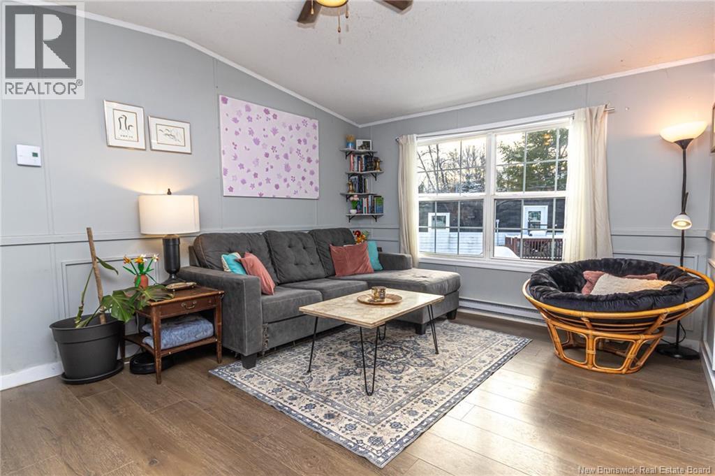 23 Greystone Court, Fredericton, New Brunswick  E3B 6R5 - Photo 12 - NB131019