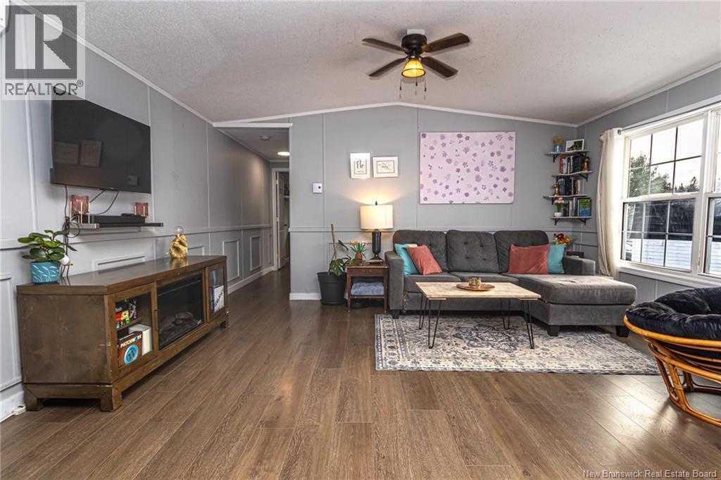 23 Greystone Court, Fredericton, New Brunswick  E3B 6R5 - Photo 13 - NB131019