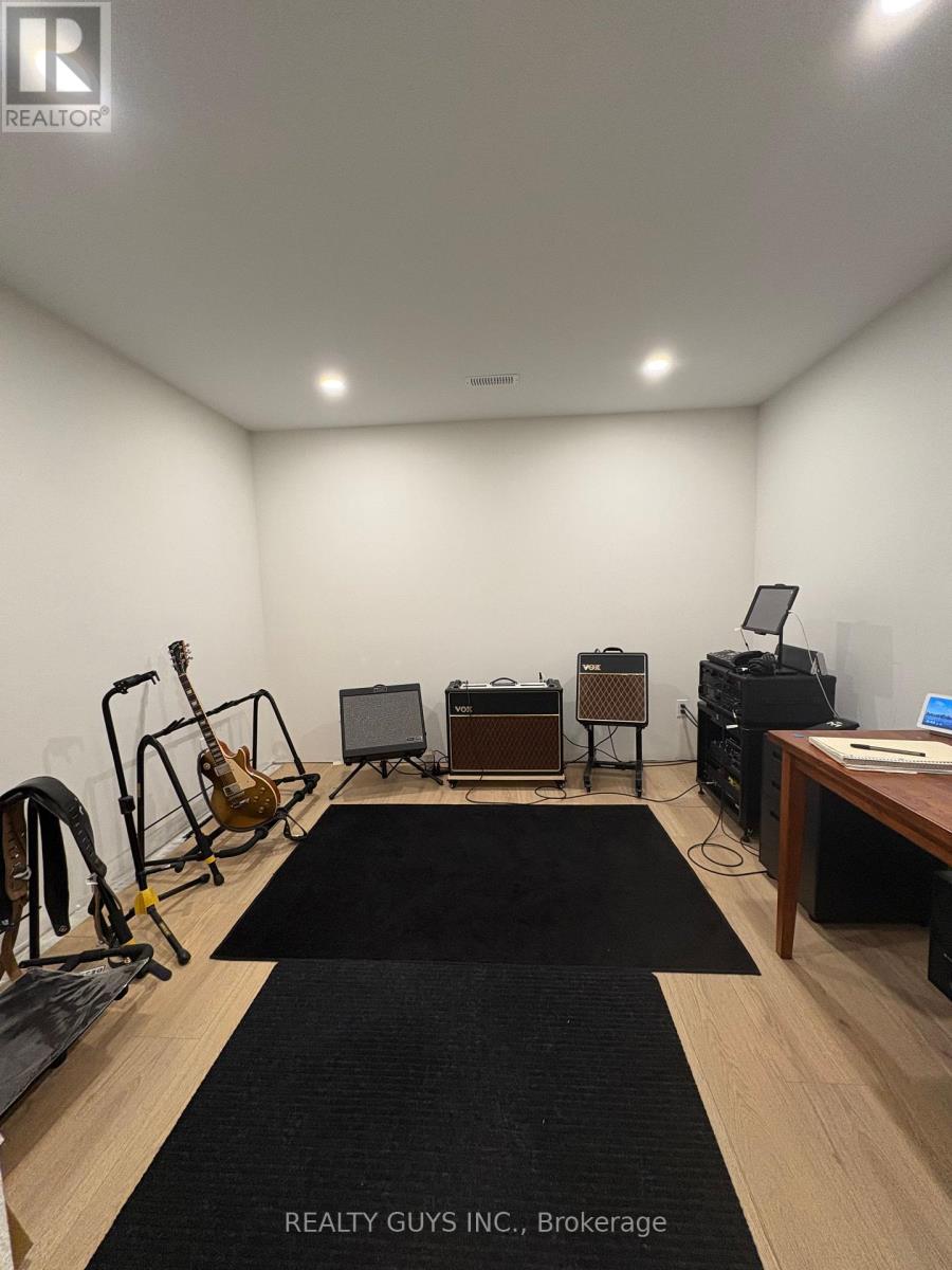 322 Cullen Trail, Peterborough, Ontario  K9H 0J9 - Photo 44 - X12636780