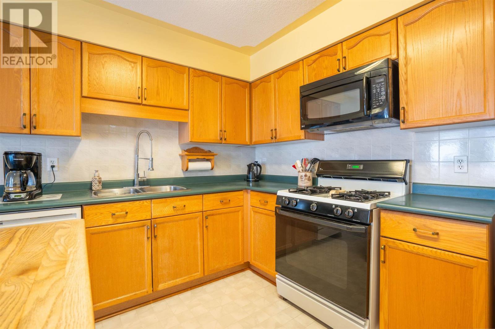 874 Lake St, Sault Ste. Marie, Ontario  P6B 6K2 - Photo 14 - SM260045