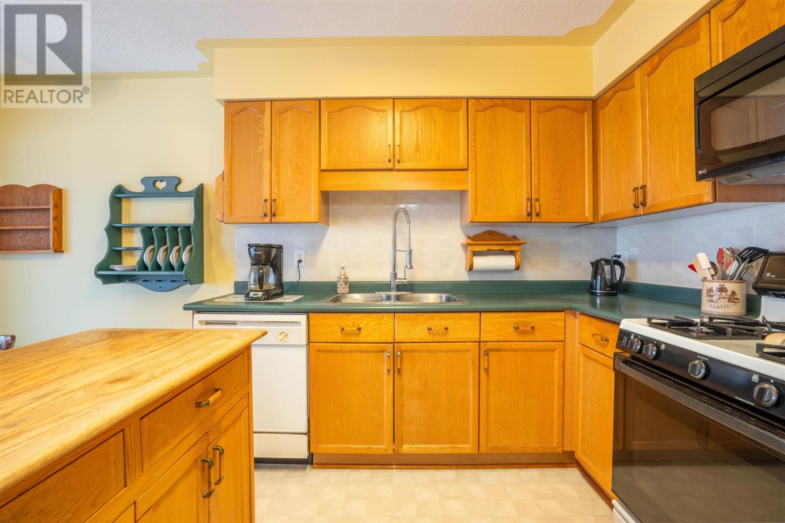 874 Lake St, Sault Ste. Marie, Ontario  P6B 6K2 - Photo 15 - SM260045