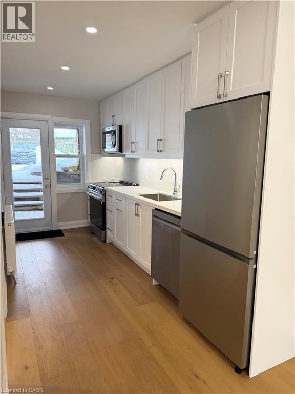 875 Millwood Road Unit# 1a, Toronto, Ontario  M4G 1W8 - Photo 4 - 40801175