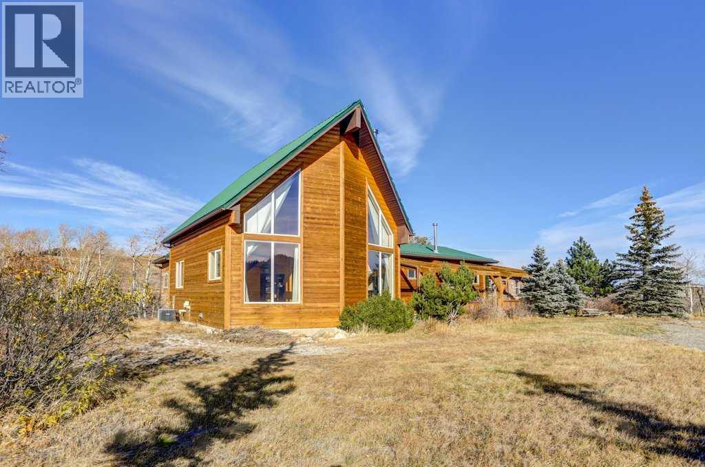 3 Southview Estates, Rural Pincher Creek No. 9, Alberta  T0K 1H0 - Photo 2 - A2268953