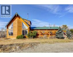 3 Southview Estates, Rural Pincher Creek No. 9, Alberta