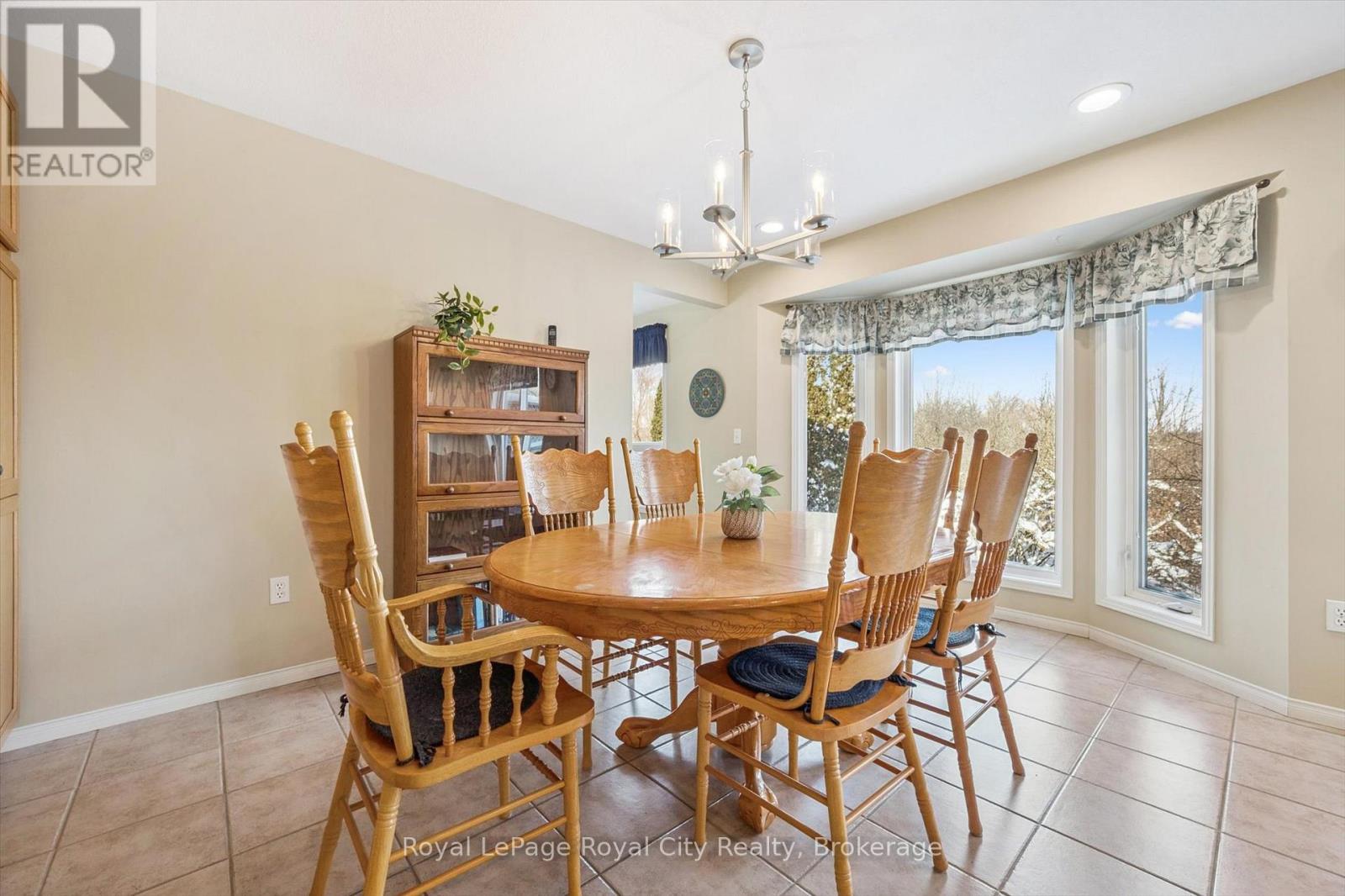 347 Starwood Drive, Guelph, Ontario  N1E 7A1 - Photo 16 - X12738220