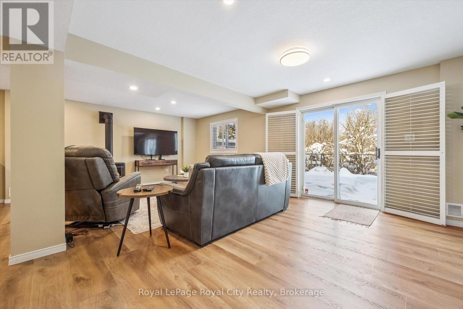 347 Starwood Drive, Guelph, Ontario  N1E 7A1 - Photo 33 - X12738220