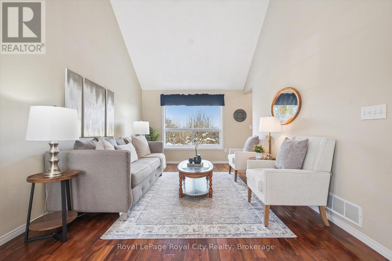 347 Starwood Drive, Guelph, Ontario  N1E 7A1 - Photo 4 - X12738220