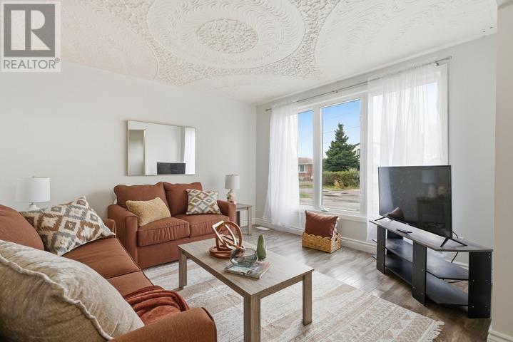 298 Hampton Rd, Sault Ste. Marie, Ontario  P6C 2N7 - Photo 11 - SM260191