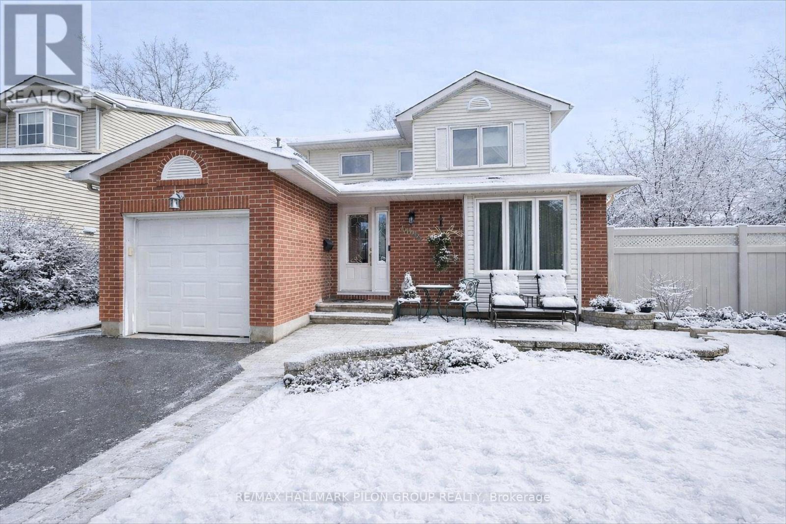 6093 DES TREFLIERES GARDENS, Ottawa, Ontario