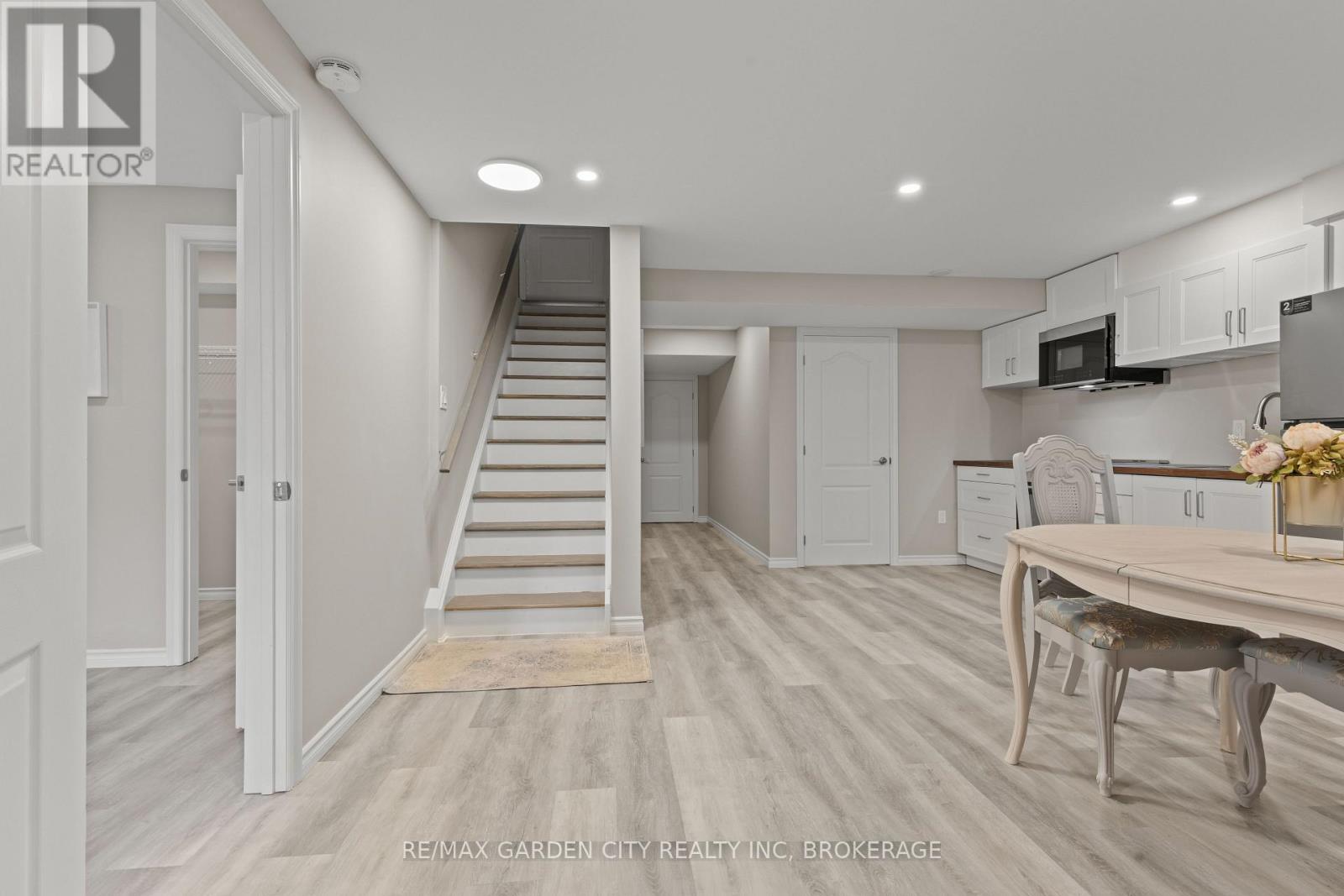 55 Kline Crescent, Pelham, Ontario  L0S 1E5 - Photo 3 - X12738252