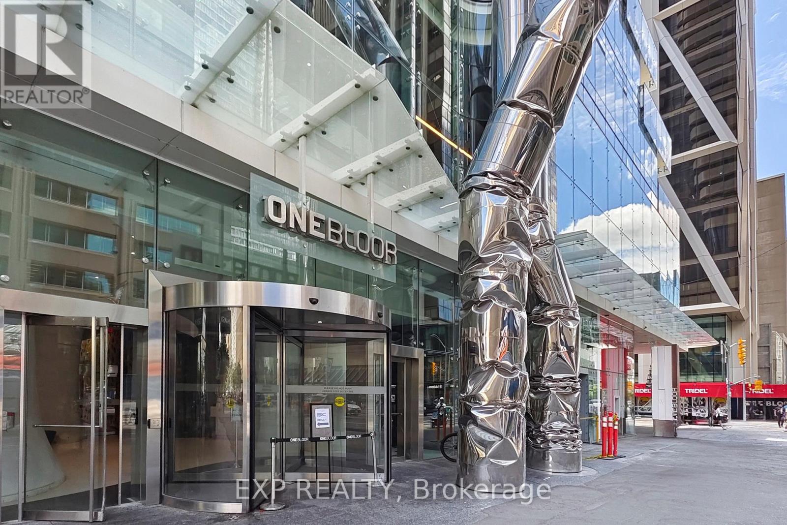 3211 - 1 BLOOR STREET E, Toronto, Ontario