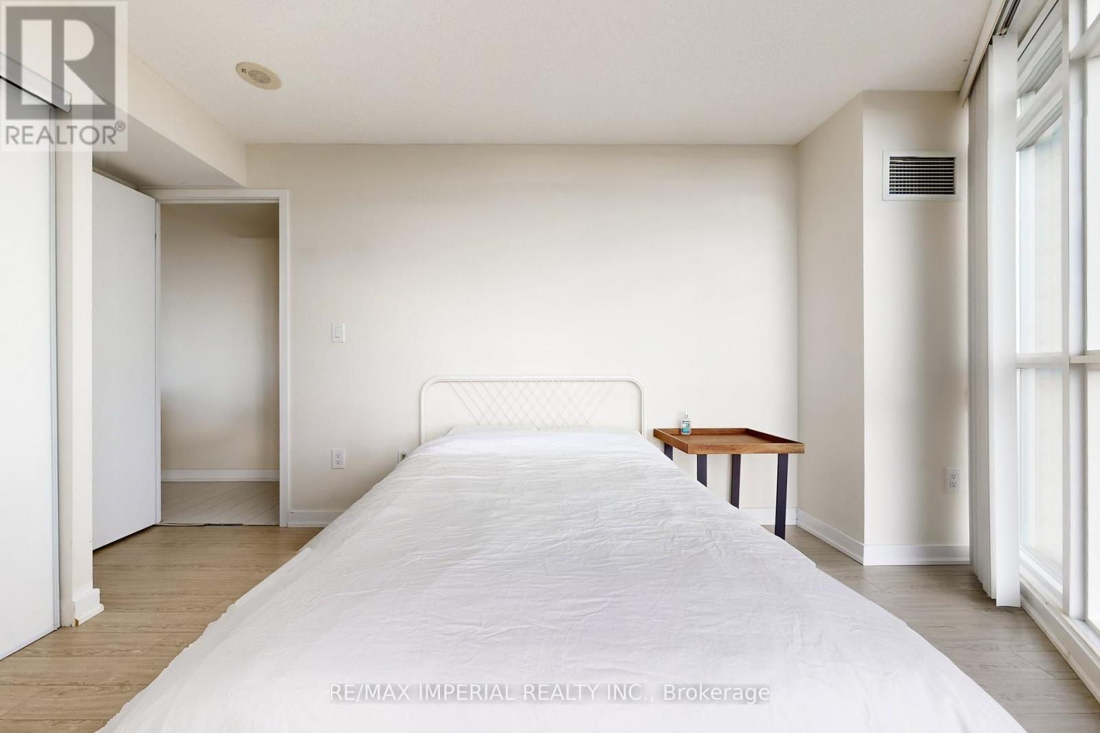 2306 - 21 Iceboat Terrace, Toronto, Ontario  M5V 4A9 - Photo 20 - C12554430