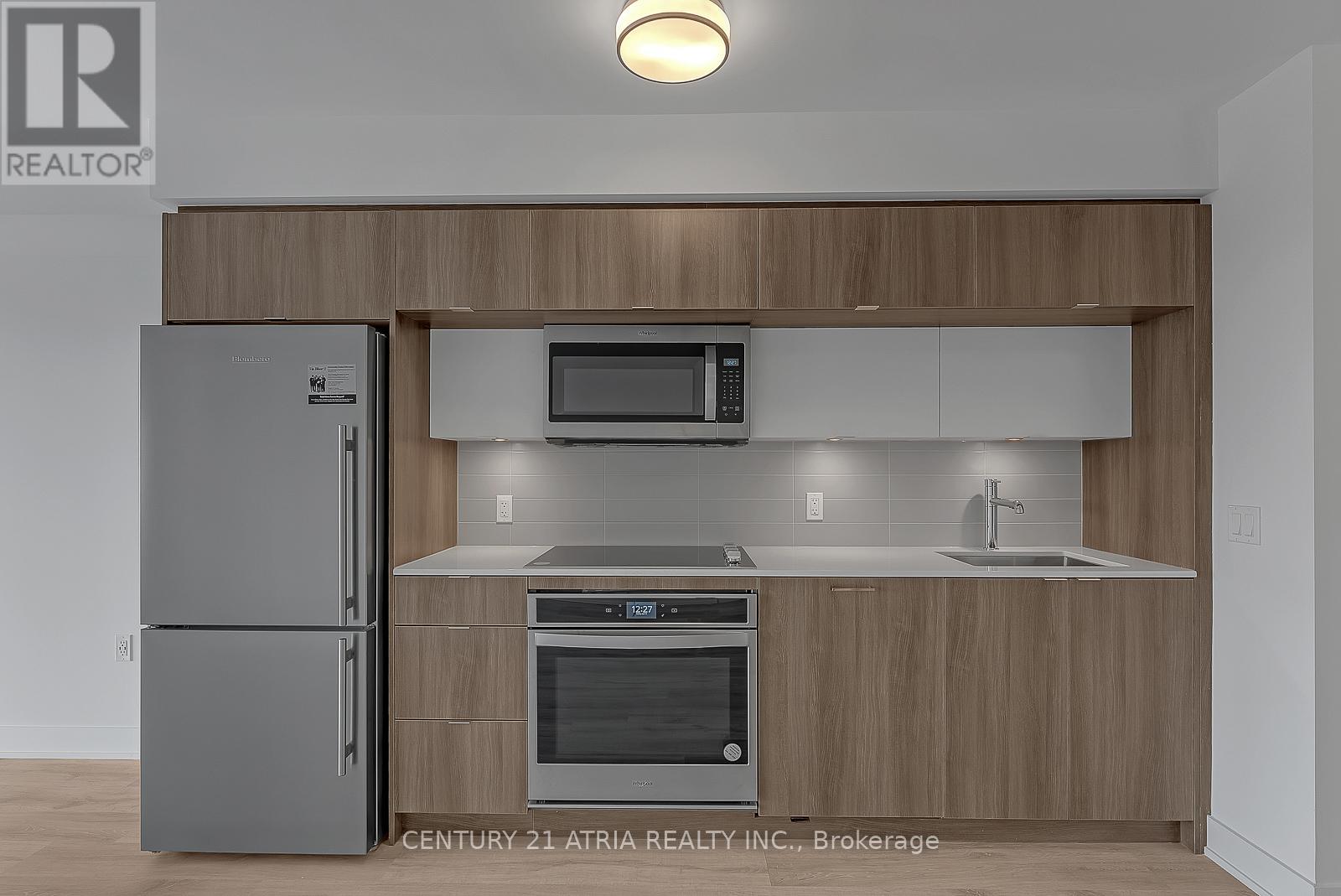 1923 - 585 Bloor Street E, Toronto, Ontario  M4W 0B3 - Photo 2 - C12676948