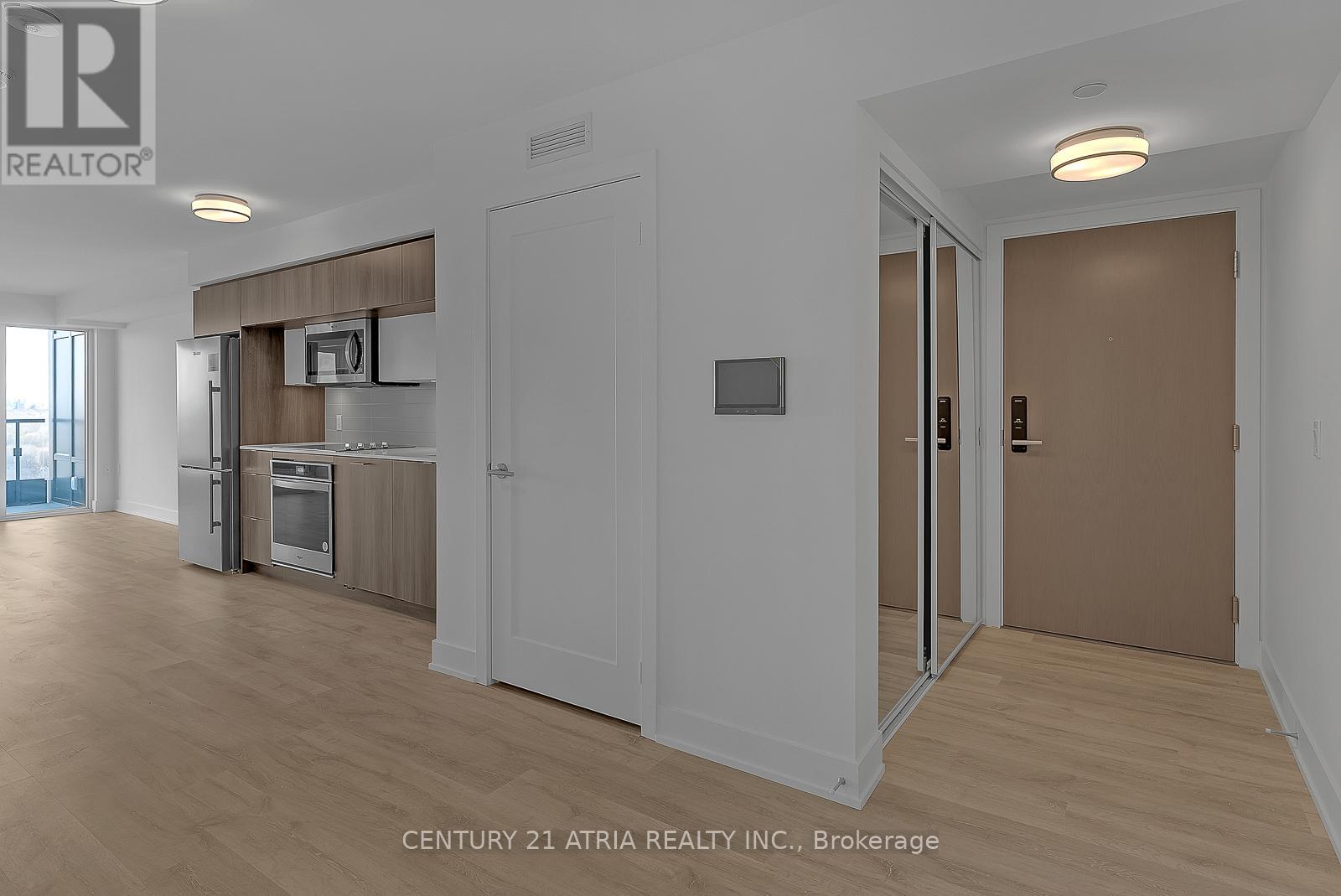 1923 - 585 Bloor Street E, Toronto, Ontario  M4W 0B3 - Photo 3 - C12676948