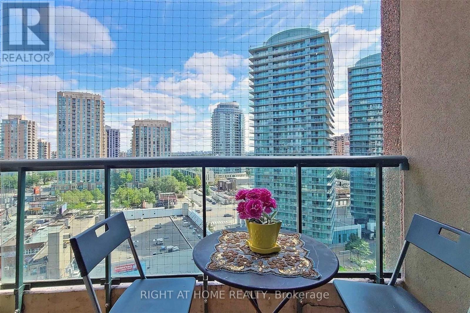 1601 - 7 Lorraine Drive, Toronto, Ontario  M2N 7H2 - Photo 37 - C12711558