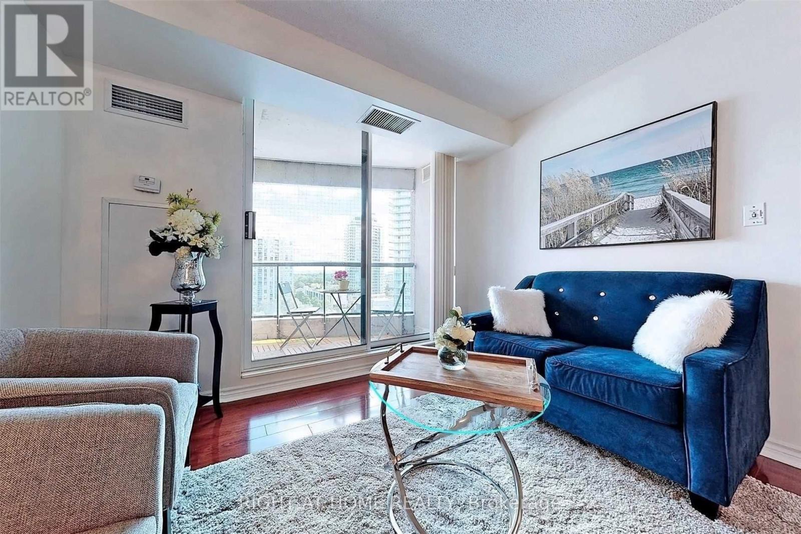 1601 - 7 Lorraine Drive, Toronto, Ontario  M2N 7H2 - Photo 8 - C12711558