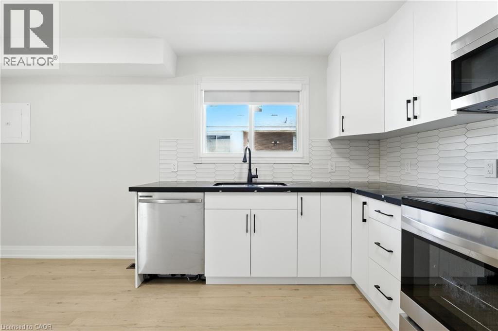 929 Upper Ottawa Street, Hamilton, Ontario  L8T 3V6 - Photo 4 - 40776298