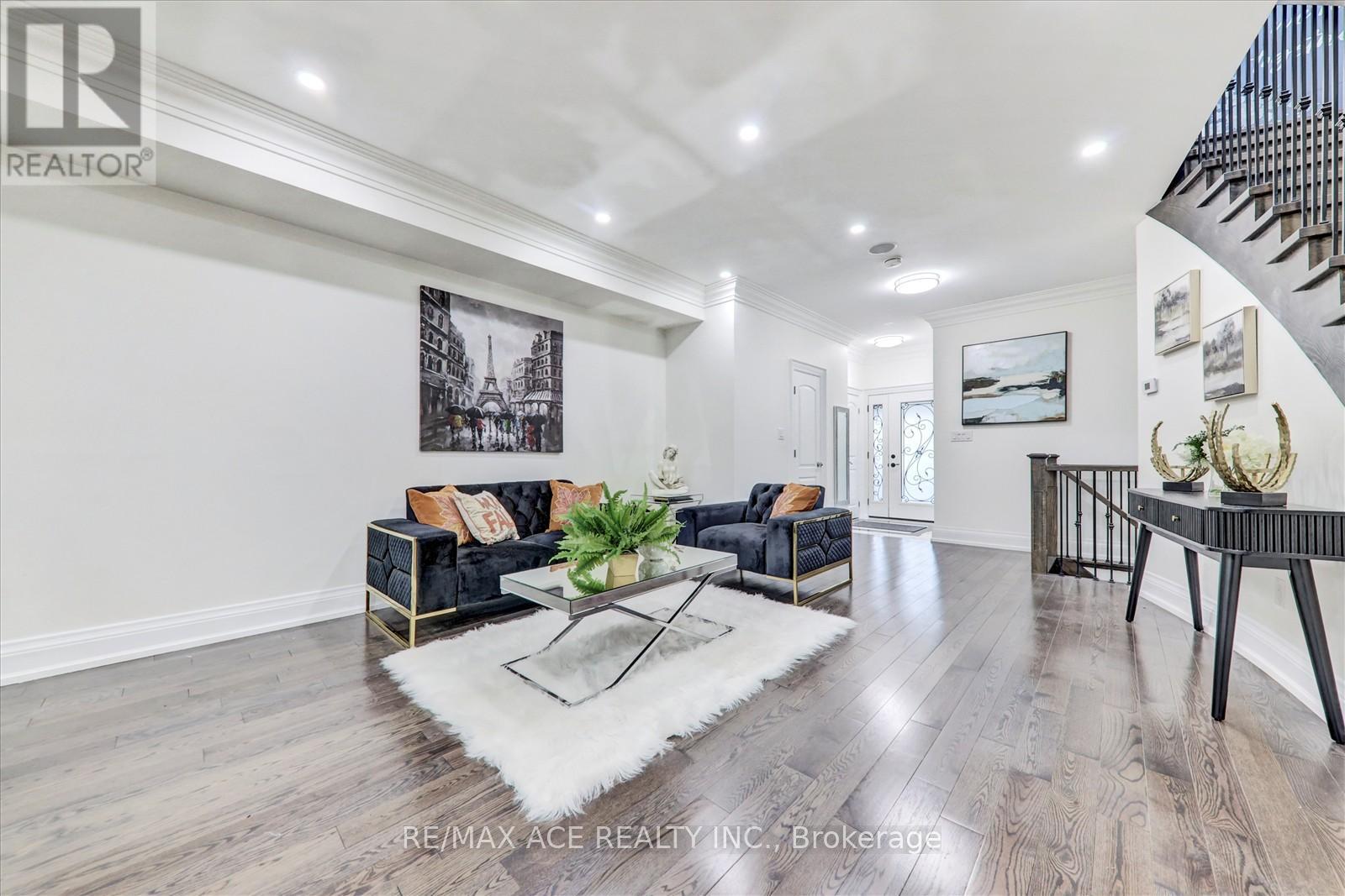 71 Lillington Avenue, Toronto, Ontario  M1N 3K6 - Photo 9 - E12488070