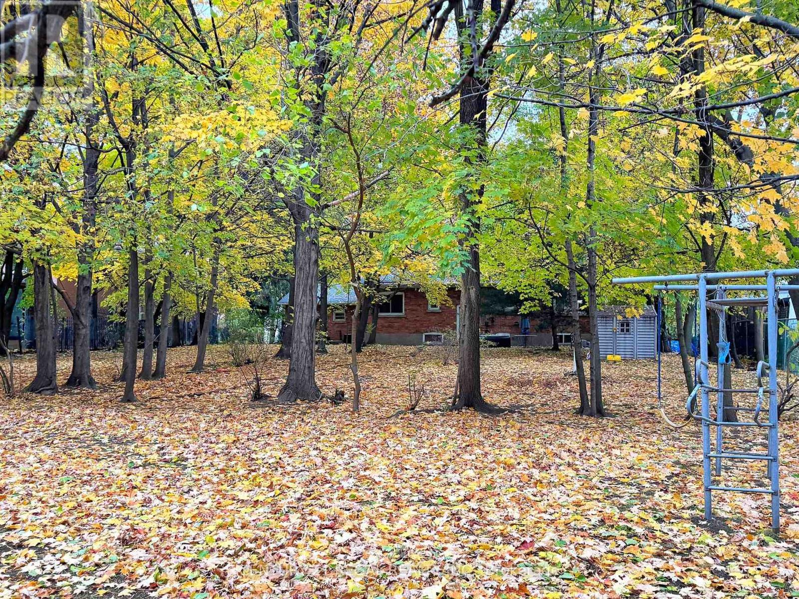 20 West Hill Drive, Toronto, Ontario  M1E 3T5 - Photo 37 - E12654566