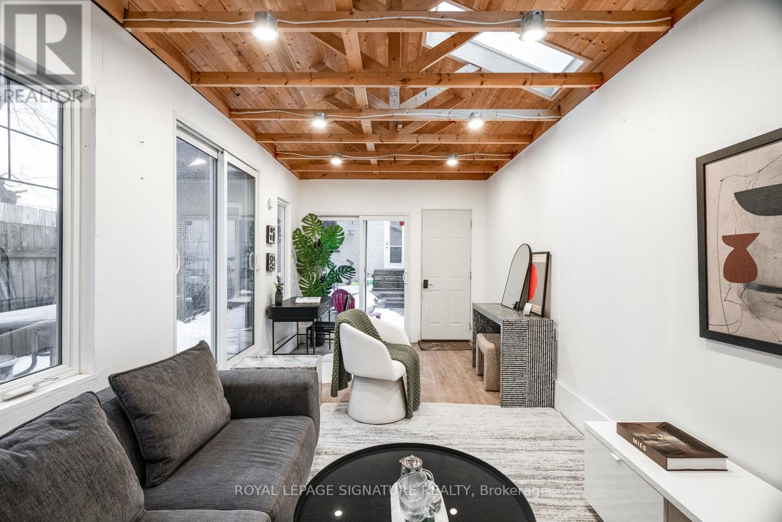 216 Parkmount Road, Toronto, Ontario  M4J 4V6 - Photo 27 - E12733184