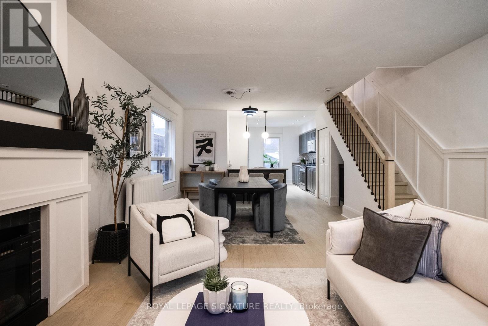 216 Parkmount Road, Toronto, Ontario  M4J 4V6 - Photo 2 - E12733184