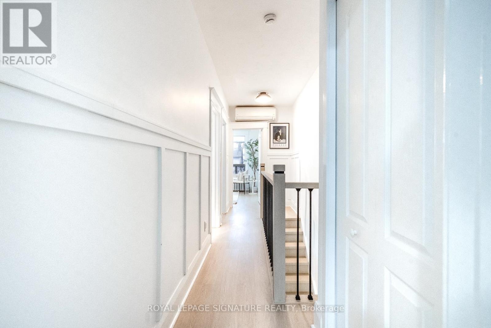 216 Parkmount Road, Toronto, Ontario  M4J 4V6 - Photo 14 - E12733184