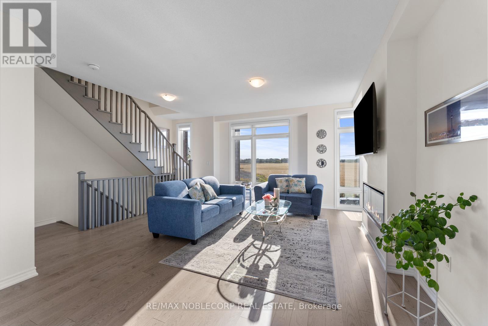 75 Holyrood Crescent, Vaughan, Ontario  L4H 5G2 - Photo 14 - N12487553