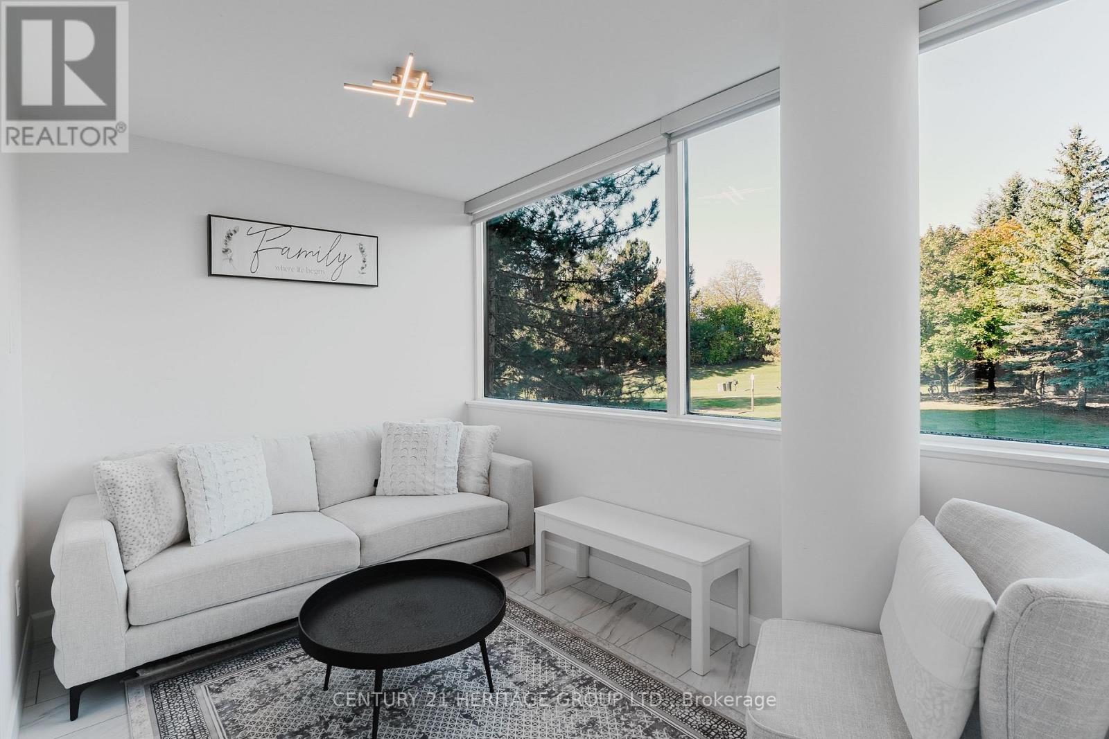 203 - 40 Harding Blvd Boulevard W, Richmond Hill, Ontario  L4C 9S5 - Photo 16 - N12486383