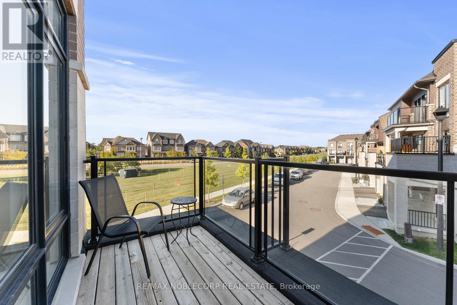 75 Holyrood Crescent, Vaughan, Ontario  L4H 5G2 - Photo 29 - N12487553