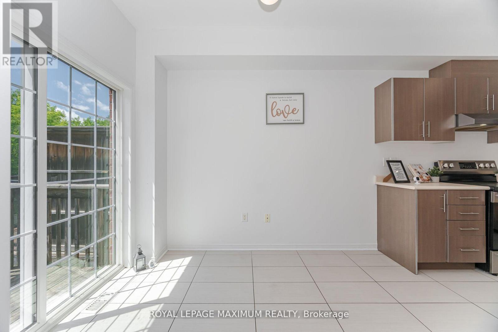 58 Gentile Circle, Vaughan, Ontario  L4H 1G4 - Photo 12 - N12488696