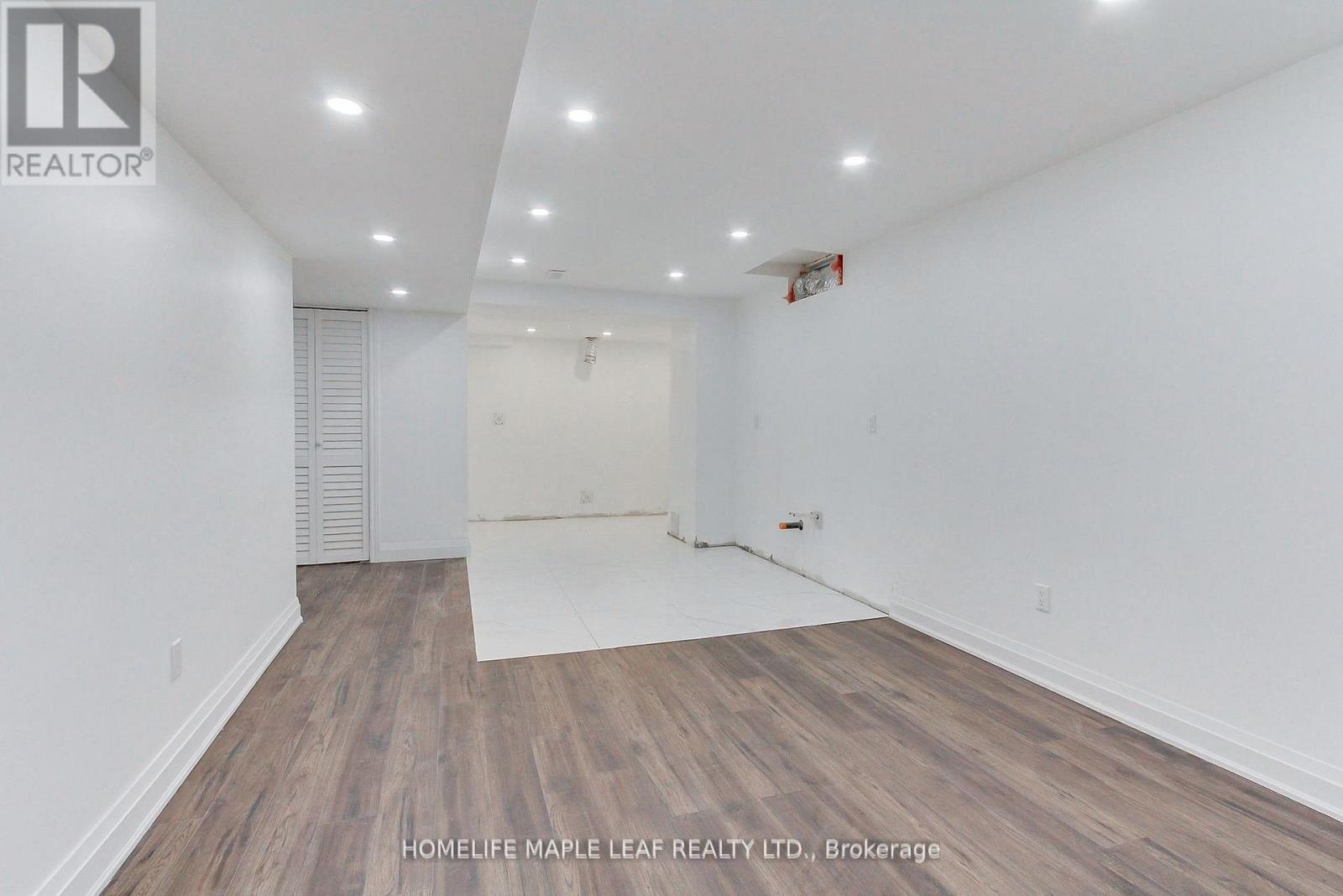 2180 Dawson Crescent, Innisfil, Ontario  L9S 0H1 - Photo 10 - N12553842