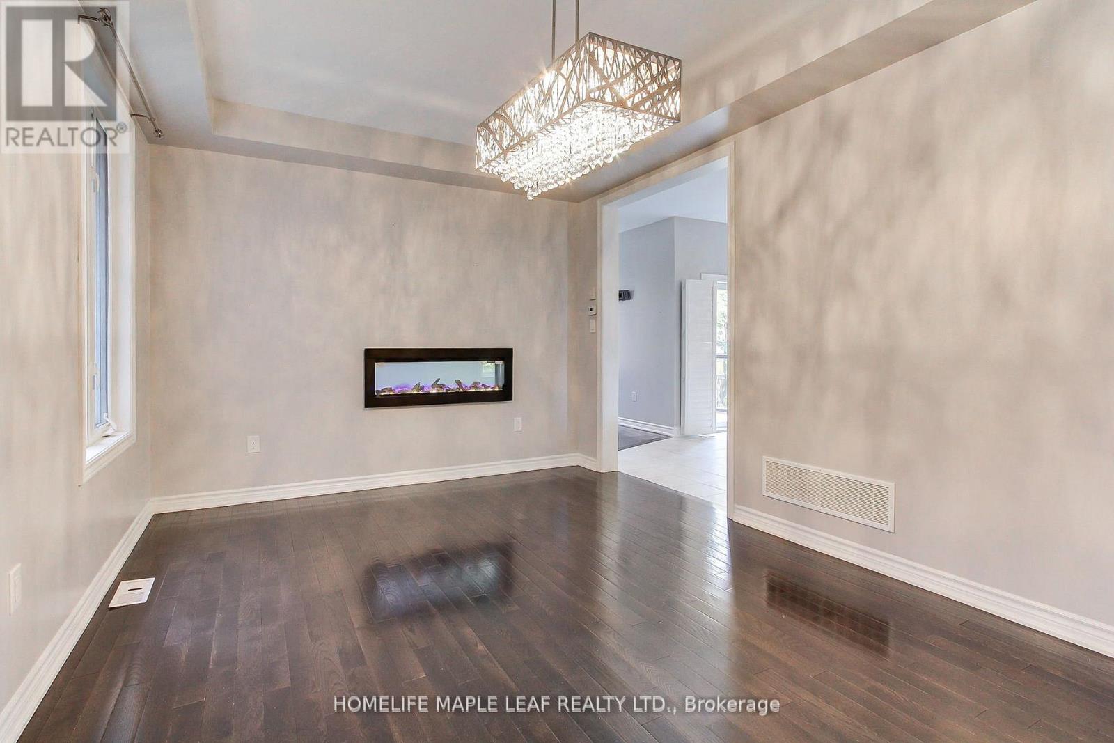 2180 Dawson Crescent, Innisfil, Ontario  L9S 0H1 - Photo 29 - N12553842