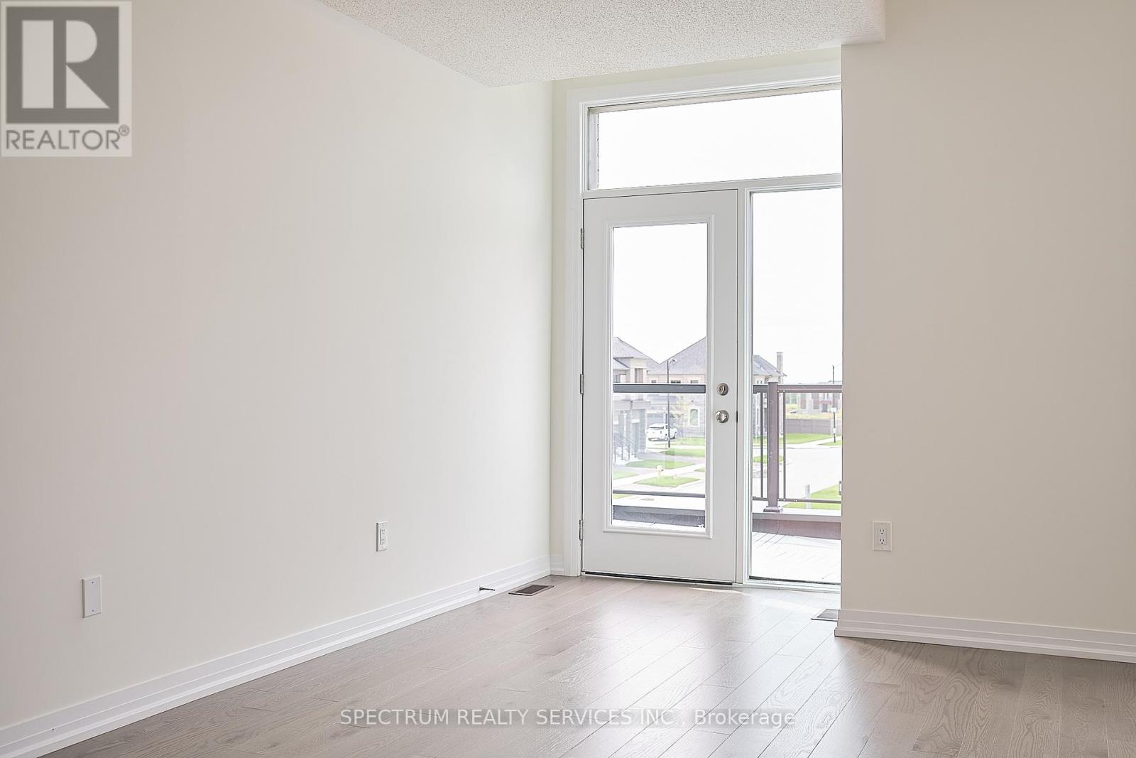 136 Adario Crescent, Vaughan, Ontario  L4H 4P7 - Photo 12 - N12554040