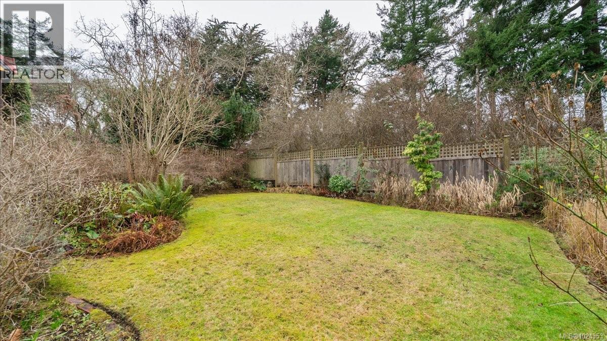 602 Newport Ave, Oak Bay, British Columbia  V8S 5C7 - Photo 36 - 1024353