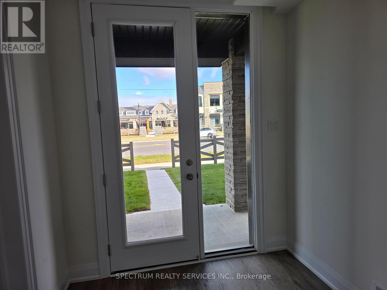 84 Adario Crescent, Vaughan, Ontario L4H 4P7 - Photo 13 - N12554086