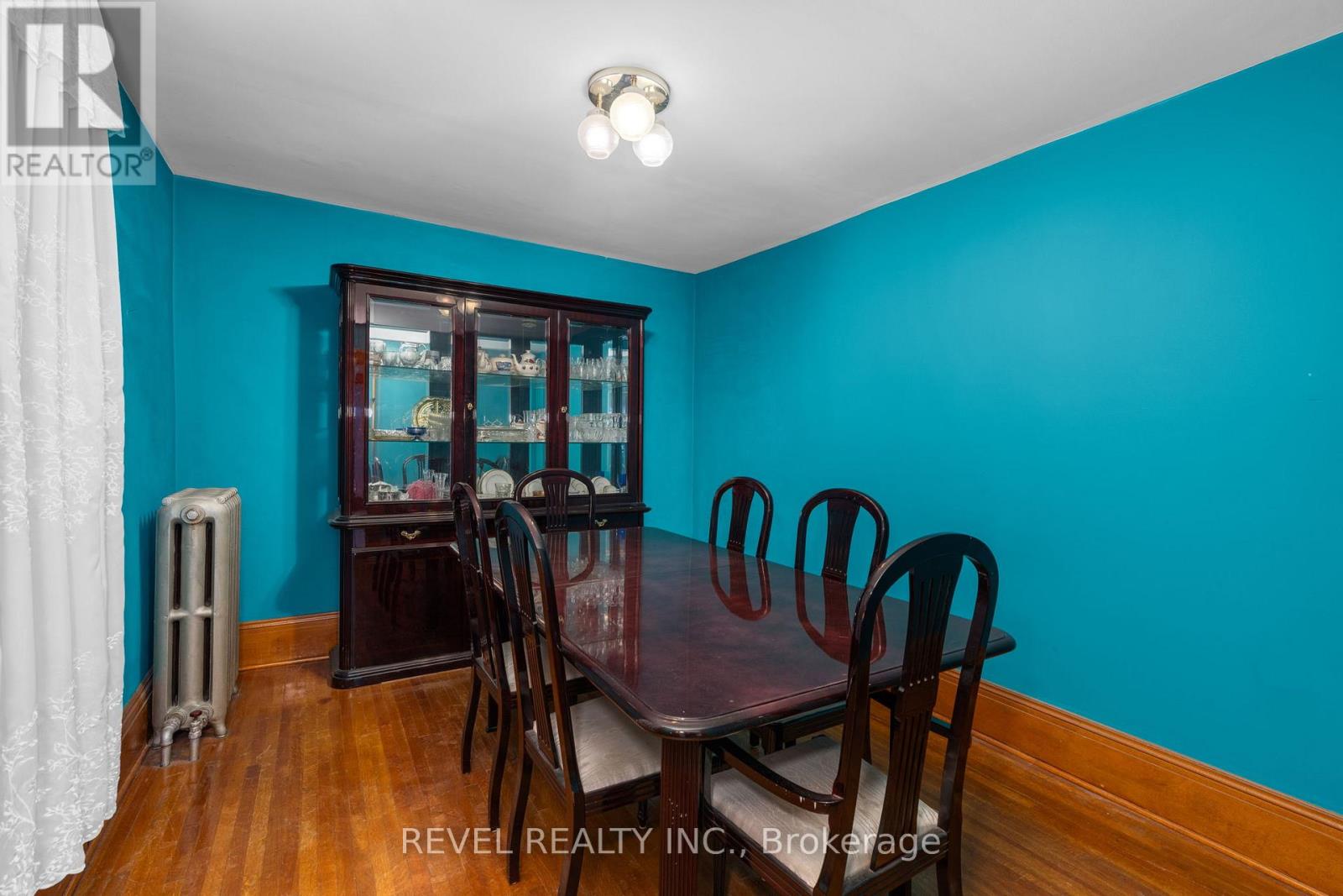 202 Bradford Street, Barrie (Lakeshore), Ontario  L4N 3B6 - Photo 9 - S12553878