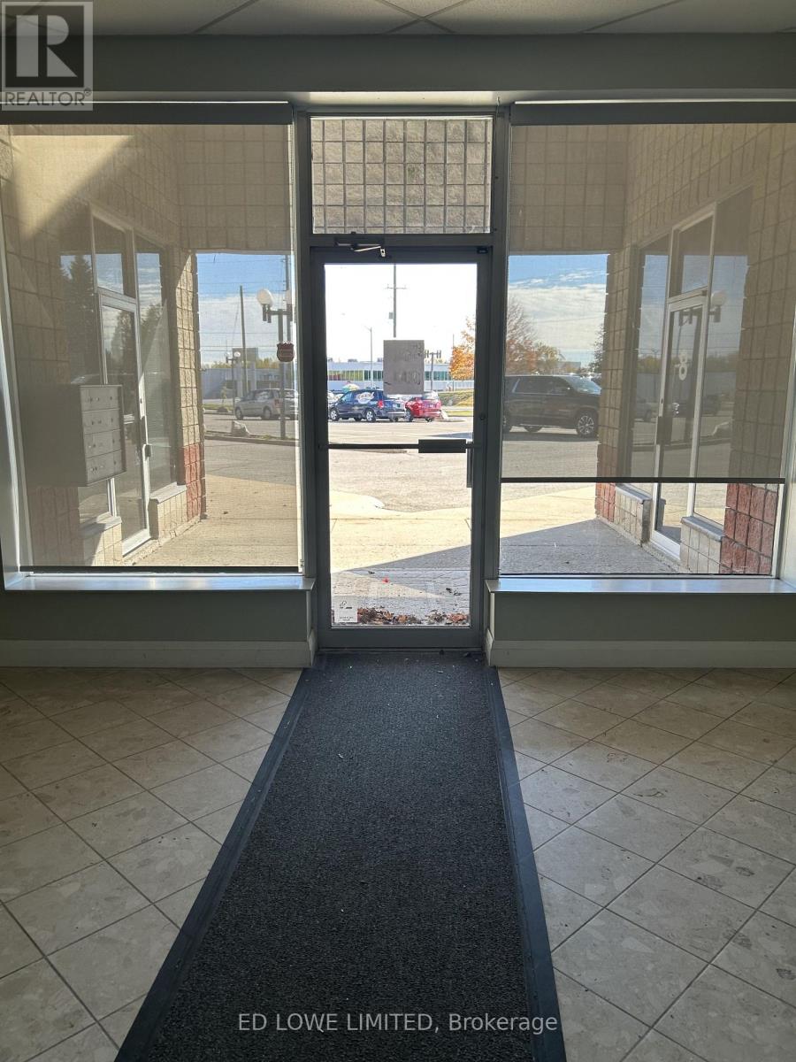 7 - 250 Bayview Drive, Barrie, Ontario  L4N 4Y8 - Photo 5 - S12355794