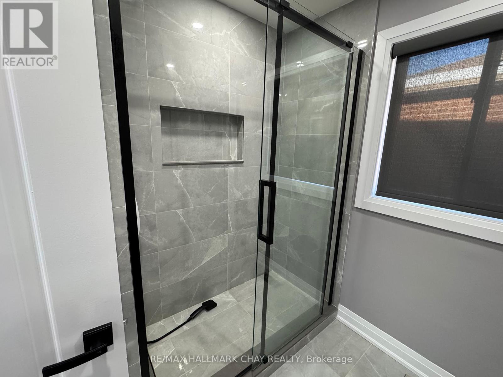 49 Catherine Drive, Barrie (Painswick South), Ontario  L4N 0Y5 - Photo 21 - S12536958