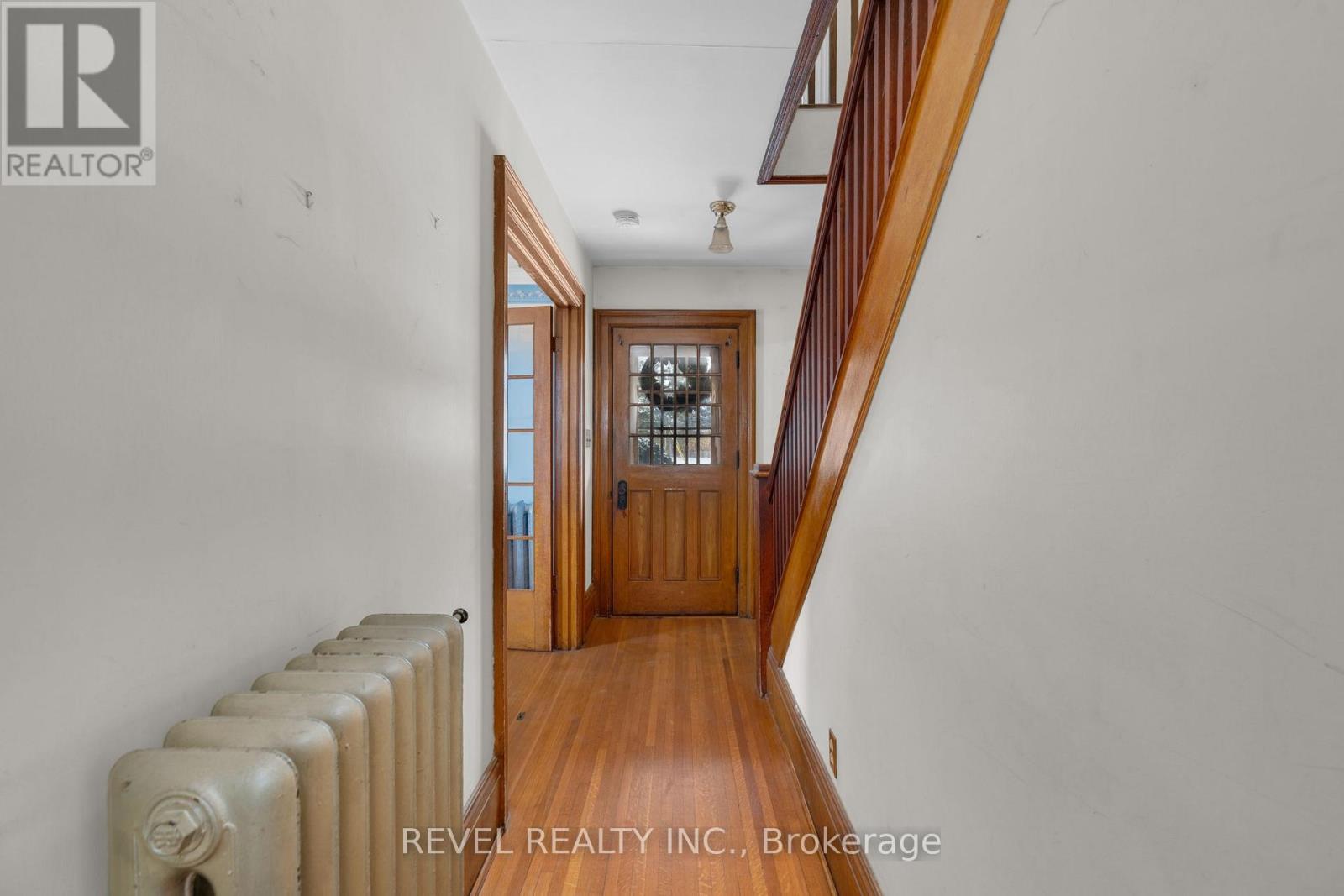 202 Bradford Street, Barrie (Lakeshore), Ontario  L4N 3B6 - Photo 7 - S12553876