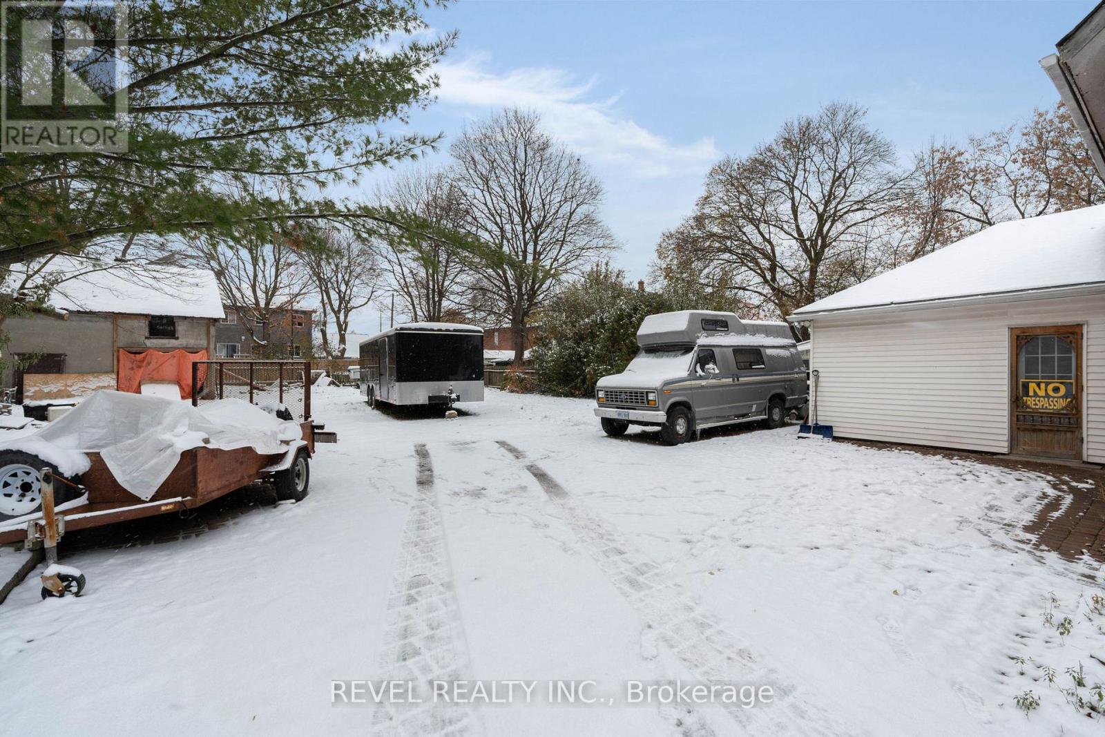 202 Bradford Street, Barrie (Lakeshore), Ontario  L4N 3B6 - Photo 32 - S12553878