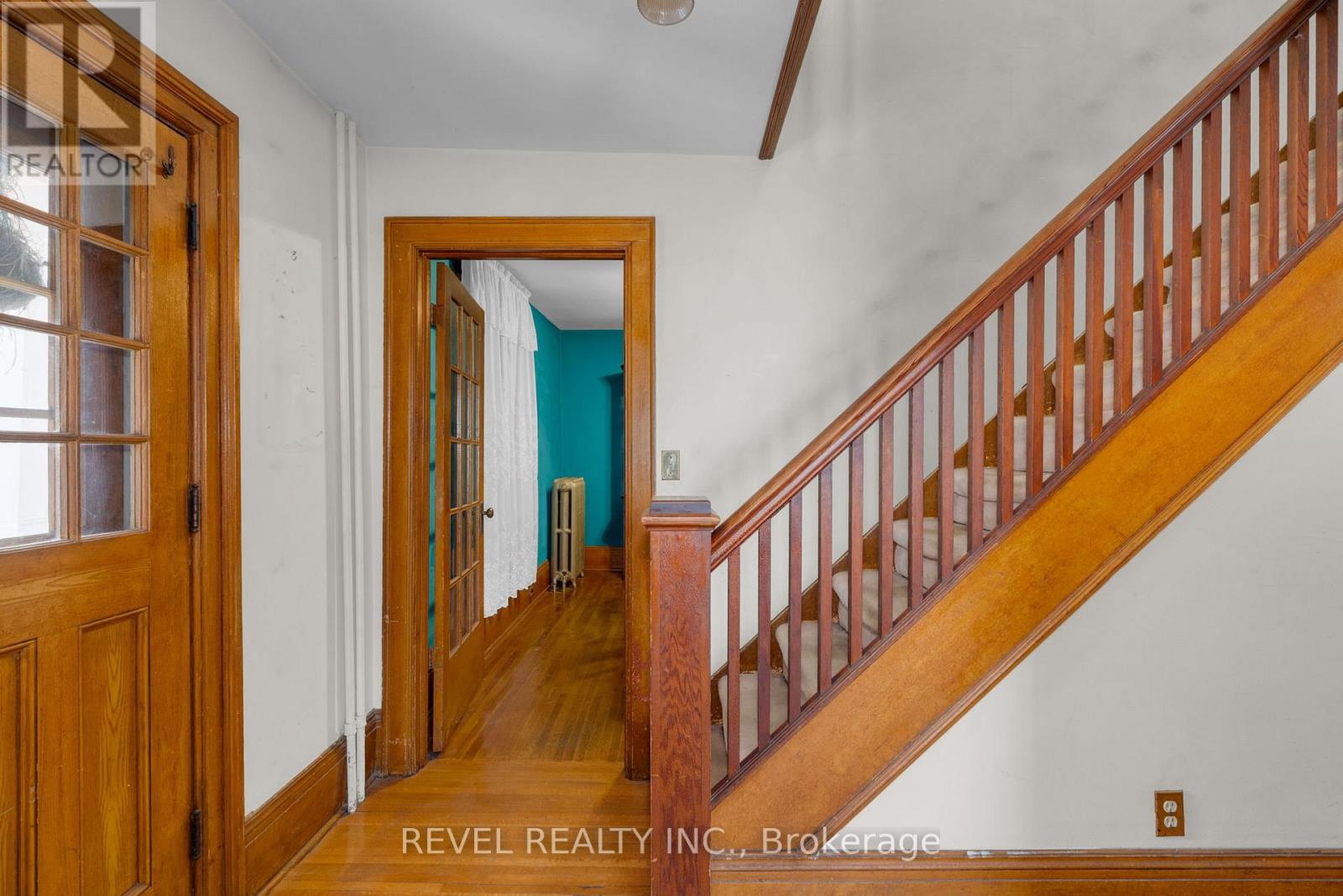 202 Bradford Street, Barrie (Lakeshore), Ontario  L4N 3B6 - Photo 8 - S12553876