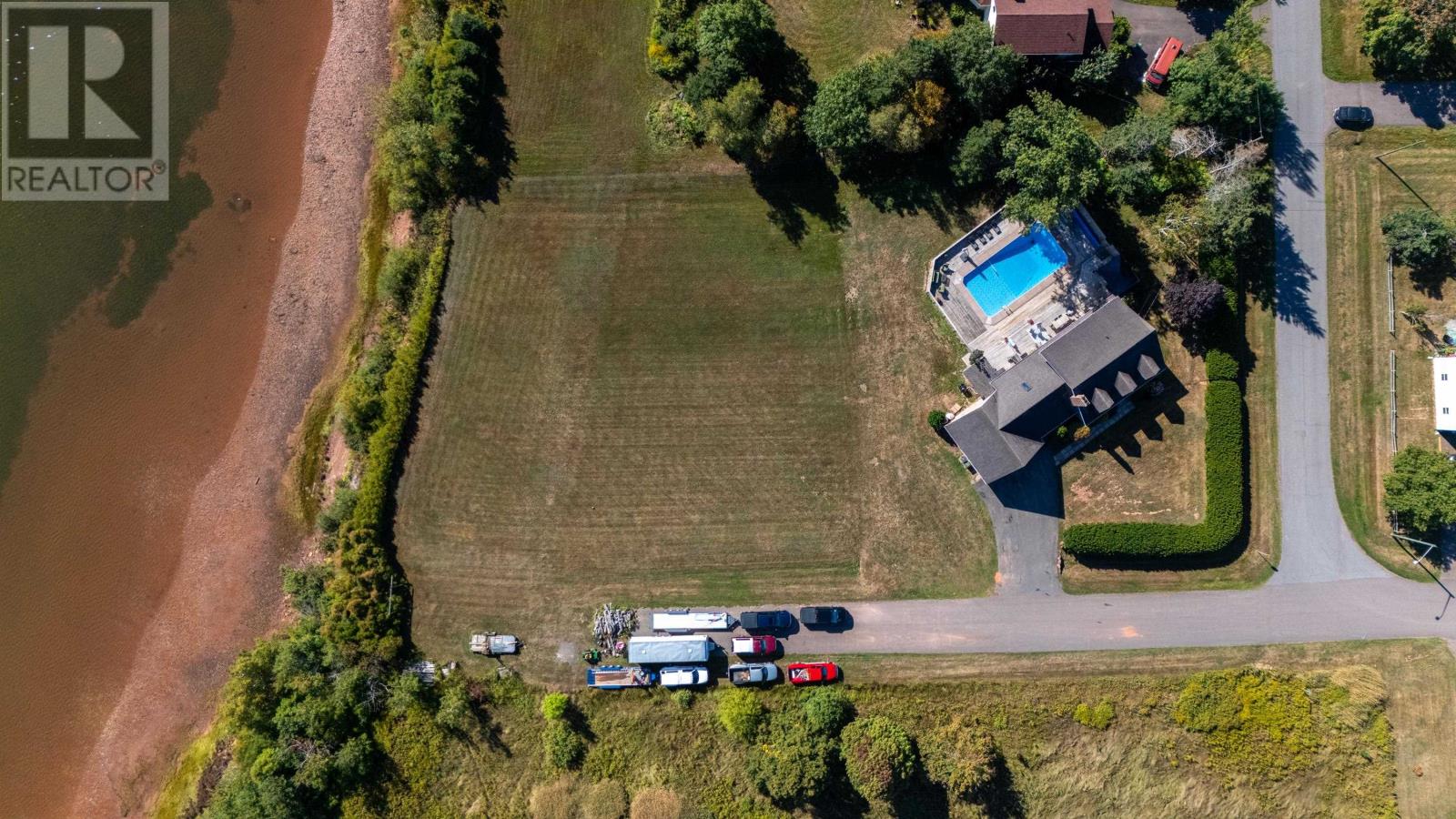 138 Cathy Drive, Cornwall, Prince Edward Island C0A 1H0 - Photo 3 - 202601674