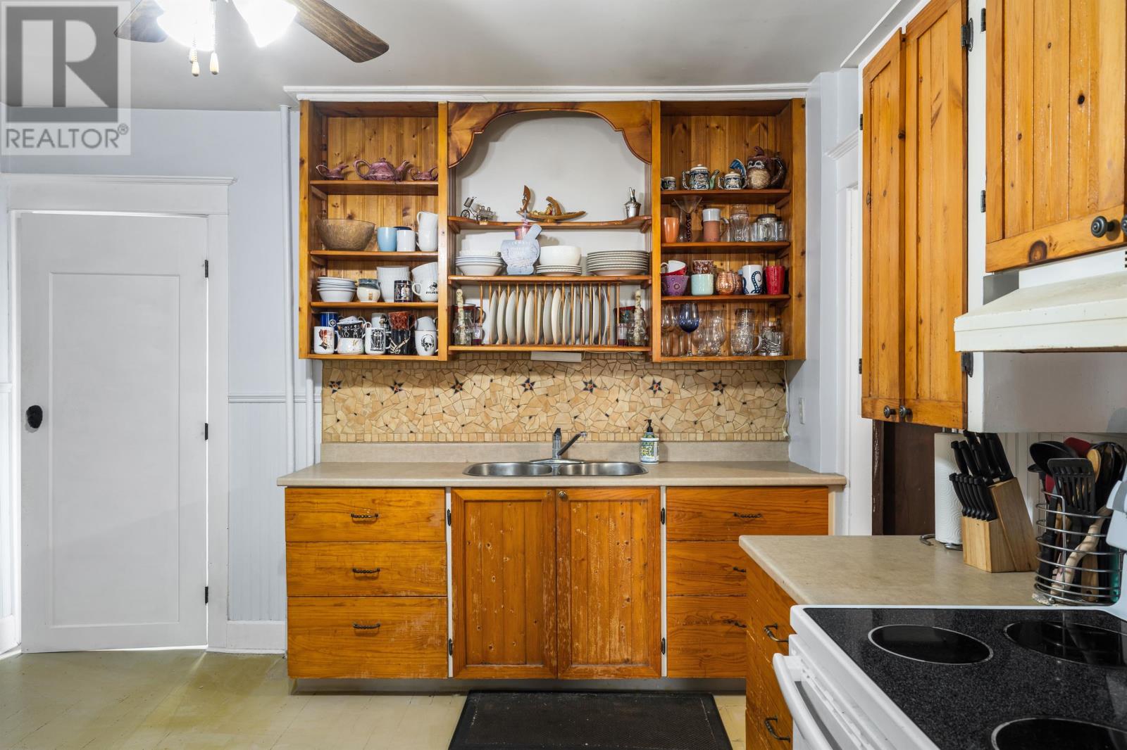 17 & 19 Felling Street, Charlottetown, Prince Edward Island  C1A 5E8 - Photo 11 - 202601672