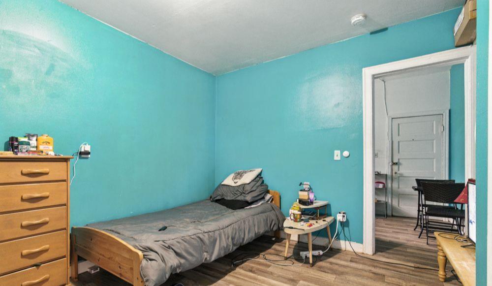 10260  95 St, Edmonton, Alberta  T5H 2B5 - Photo 2 - 43870207