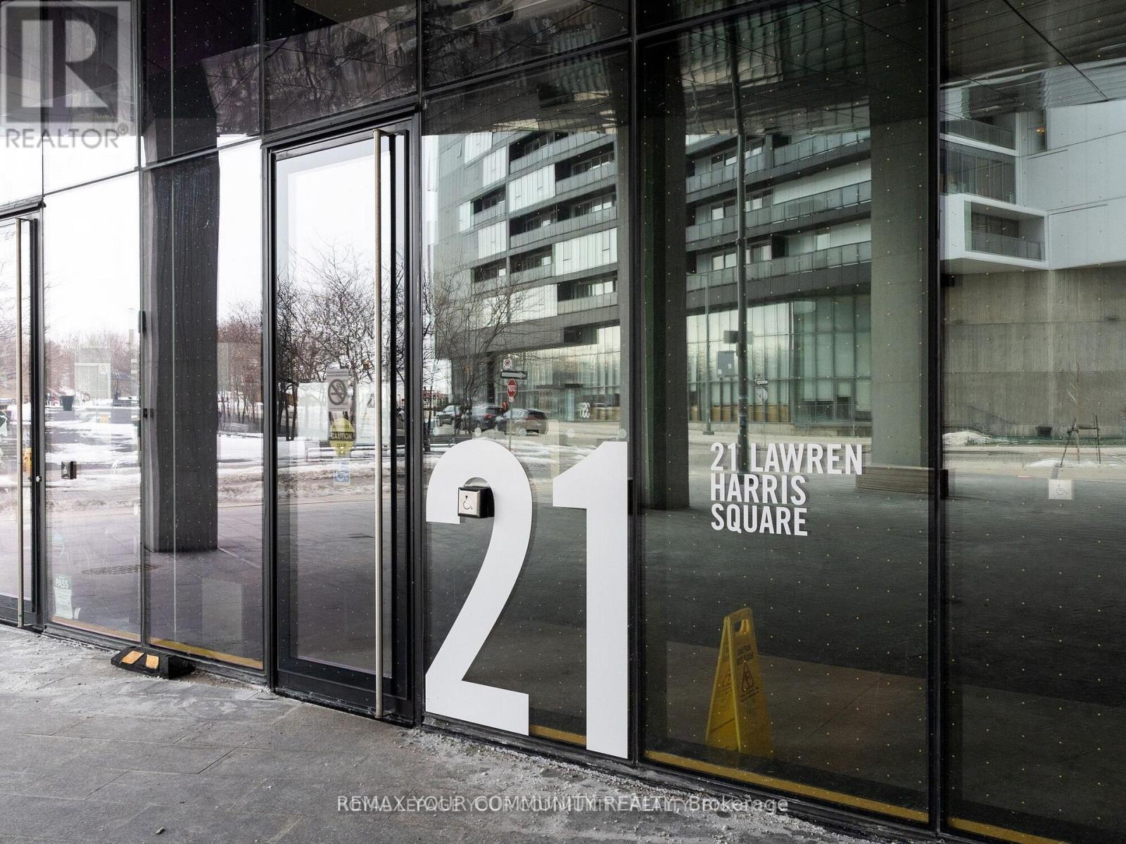 1108 - 21 Lawren Harris Square, Toronto, Ontario  M5A 0T4 - Photo 3 - C12738150