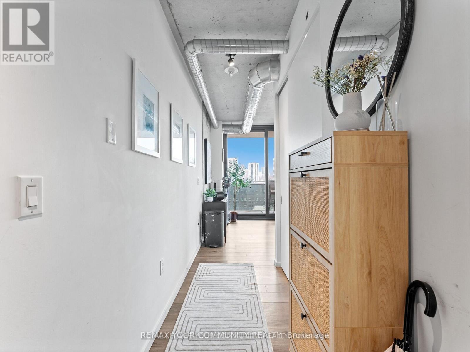 1108 - 21 Lawren Harris Square, Toronto, Ontario  M5A 0T4 - Photo 5 - C12738150