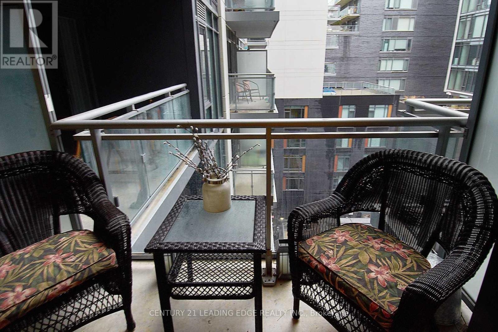 1001 - 525 Adelaide Street W, Toronto, Ontario  M5V 0N7 - Photo 14 - C12738164