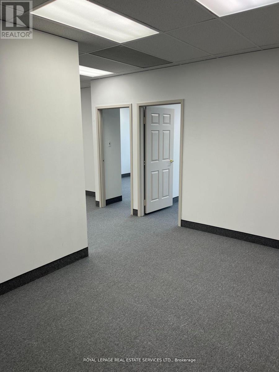 405 - 3335 Yonge Street, Toronto, Ontario  M4N 2M1 - Photo 3 - C12738202