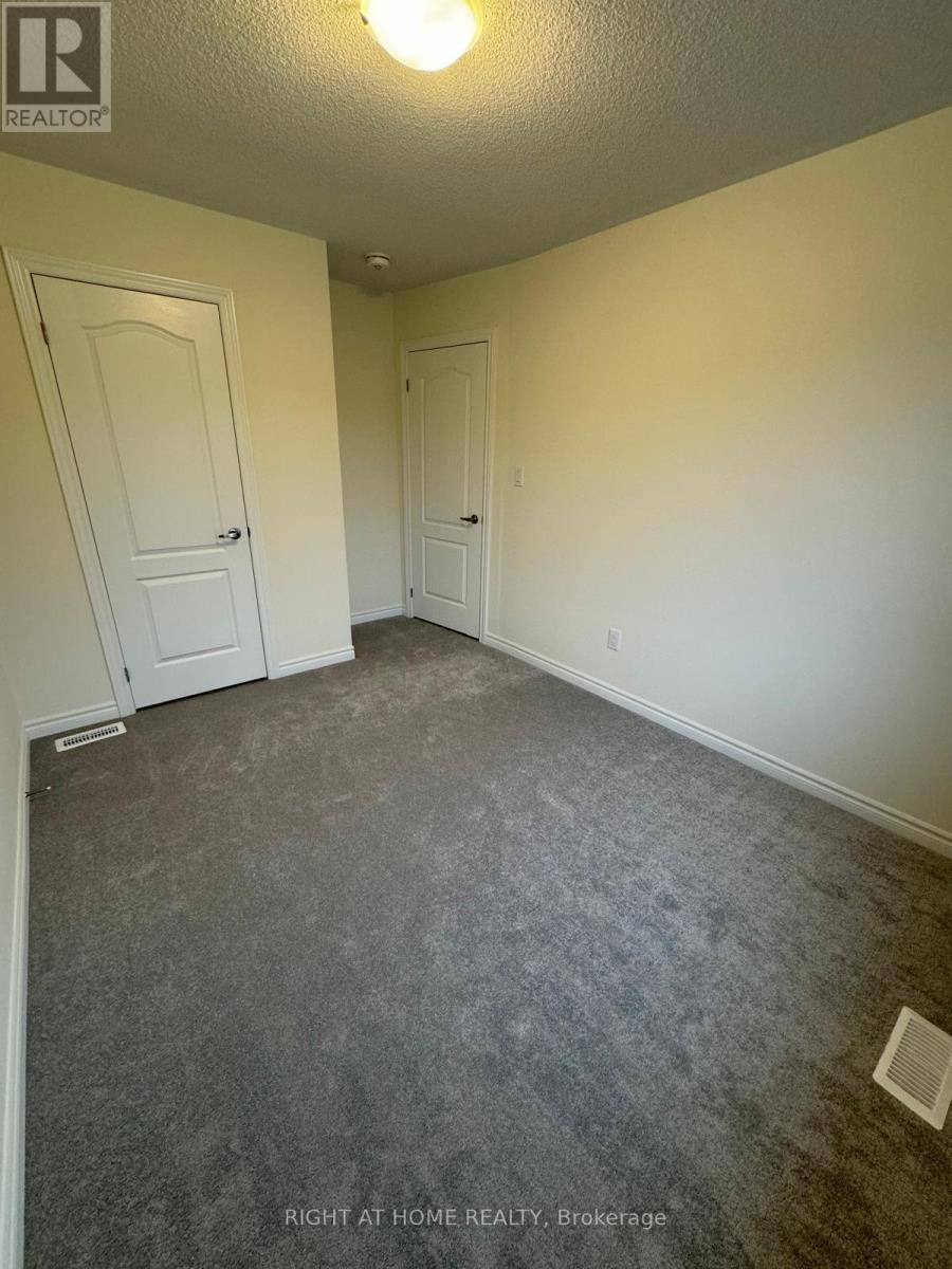 1143 Wilmington Avenue, Oshawa, Ontario  L1L 0T8 - Photo 13 - E12738132